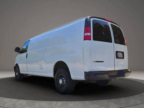 2018 Chevrolet Express 2500