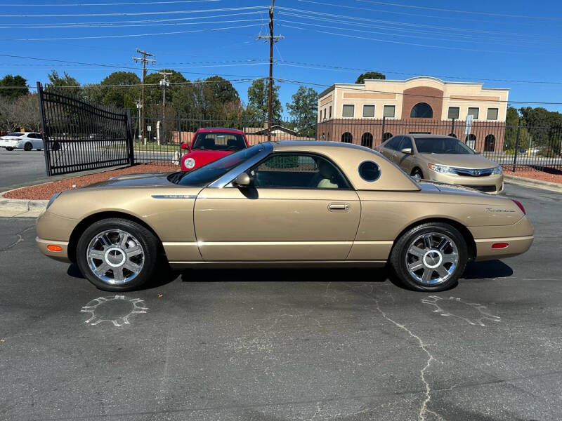 2005 Ford Thunderbird Deluxe photo 17