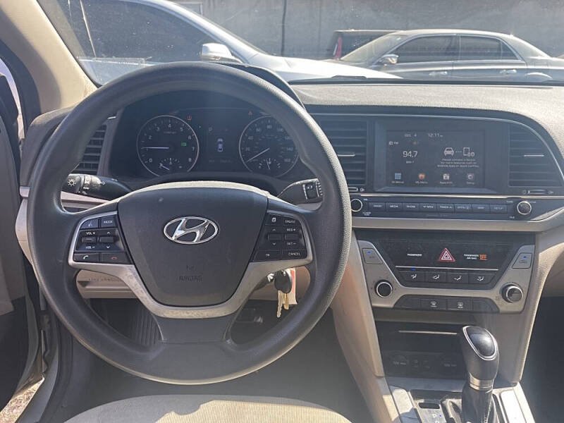 2018 Hyundai Elantra