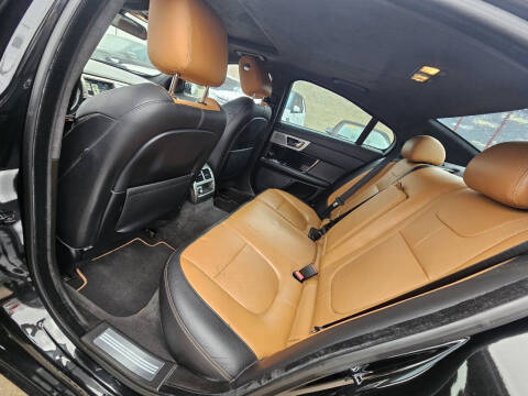 2012 Jaguar XF Supercharged