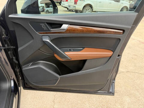 2020 Audi Q5 quattro Premium Plus 45 TFSI