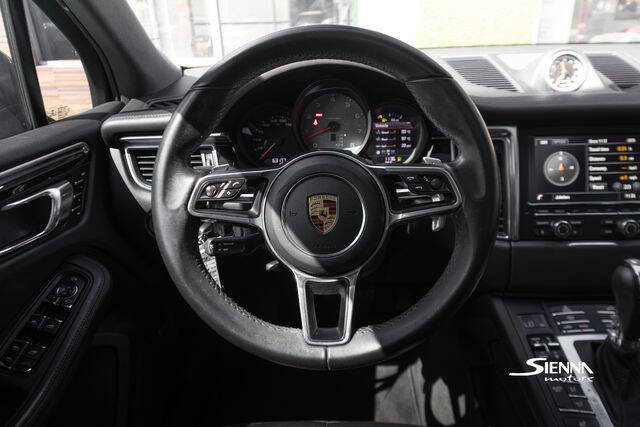 2016 Porsche Macan S