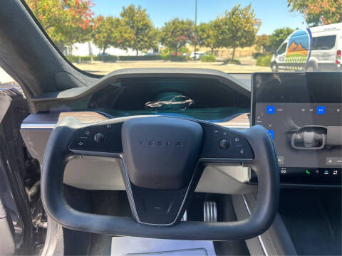 2022 Tesla Model S