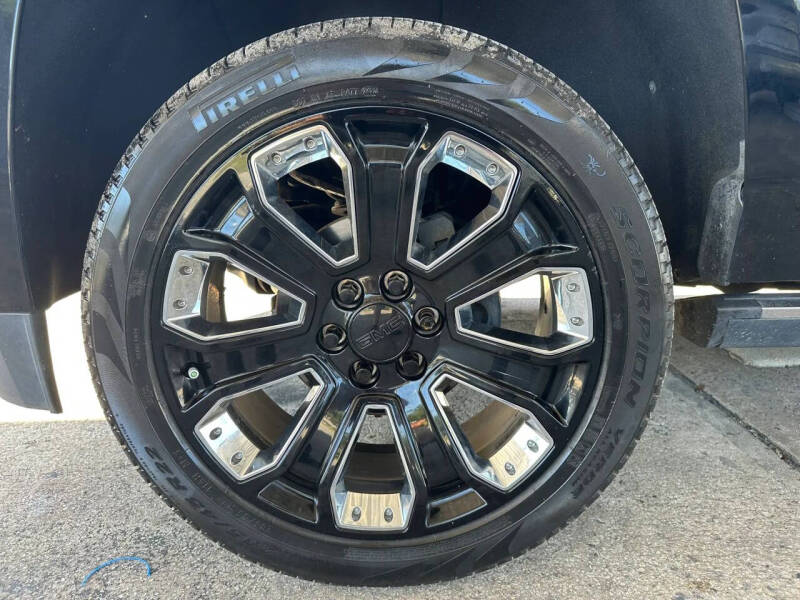 2020 GMC Yukon XL Denali