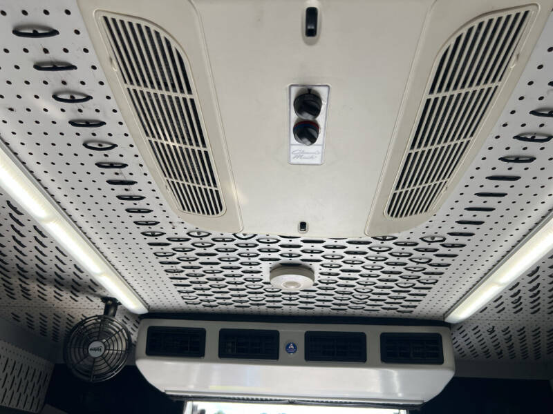 2015 Freightliner MT45