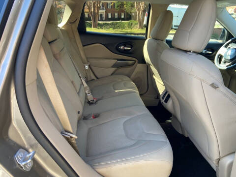 2019 Jeep Cherokee Latitude