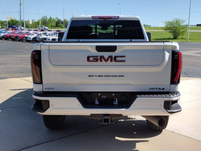 2025 GMC Sierra 2500HD