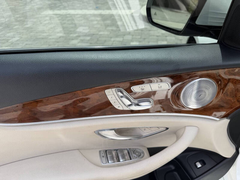 2019 Mercedes-Benz E-Class E 300