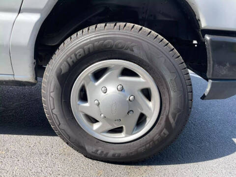 2014 Ford E-Series E-350 SD