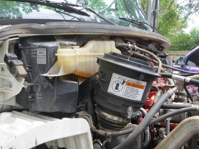 2010 Freightliner Business class M2