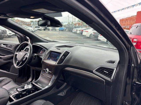 2020 Ford Edge ST