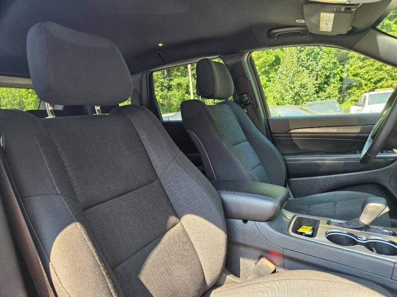 2017 Jeep Grand Cherokee Laredo