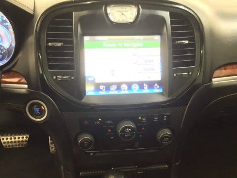 2012 Chrysler 300 SRT8