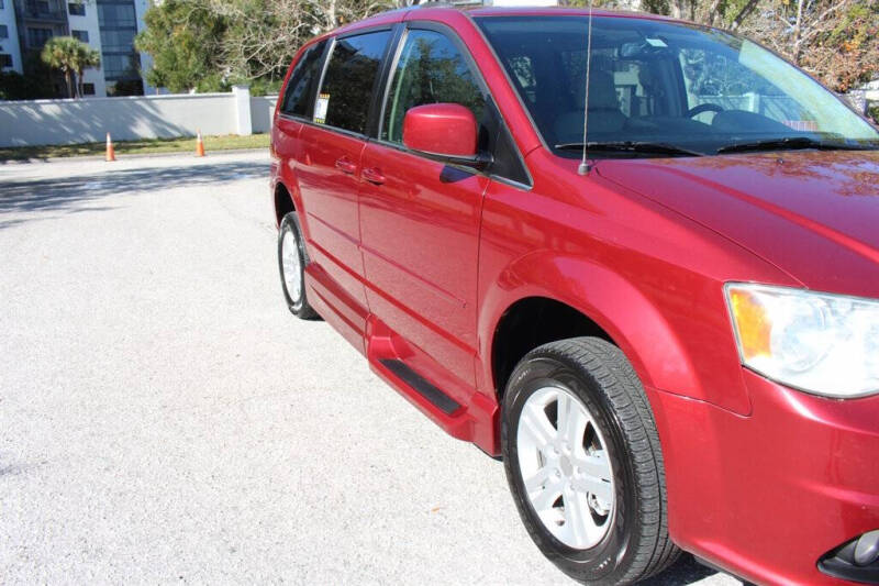 2011 Dodge Grand Caravan Crew