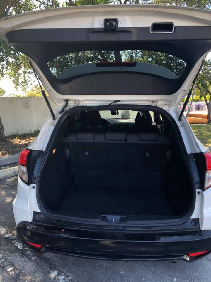 2021 Honda HR-V Wagon - $18,900