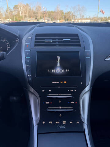 2014 Lincoln MKZ