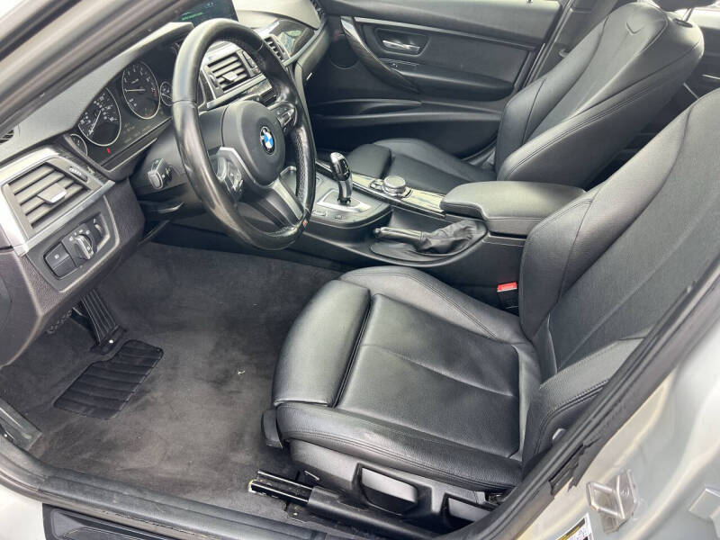 2016 BMW 3 Series 320i xDrive