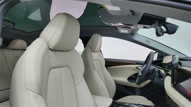 2025 Audi A6 Sportback e-tron quattro Prestige