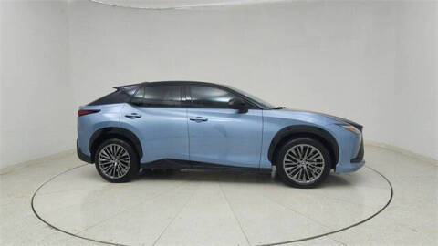 2023 Lexus RZ 450e Luxury