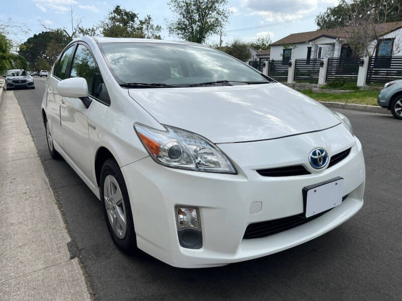 2010 Toyota Prius III