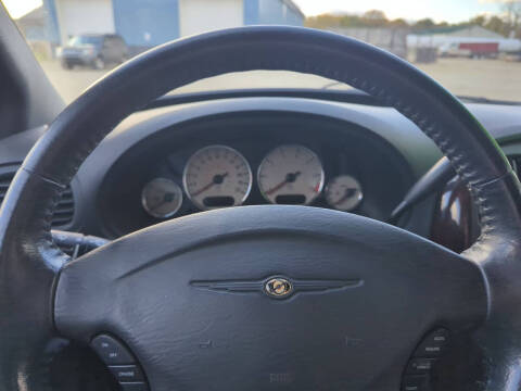 2004 Chrysler Town and Country Touring