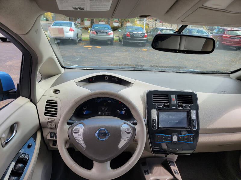 2012 Nissan LEAF SL