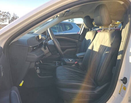 2024 Ford Mustang Mach-E Select