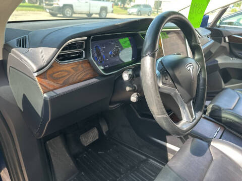 2017 Tesla Model X 75D