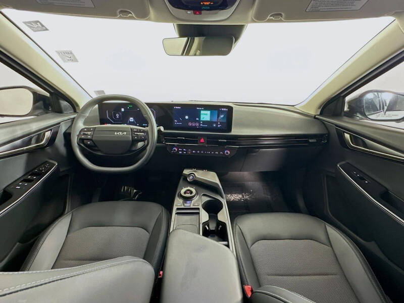 2025 Kia EV6 Light Long Range