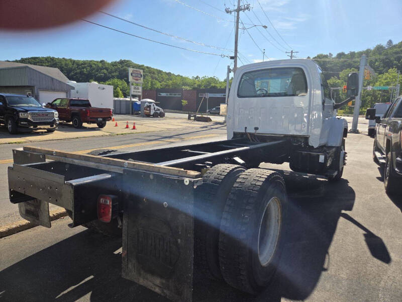 2004 GMC TopKick C8500