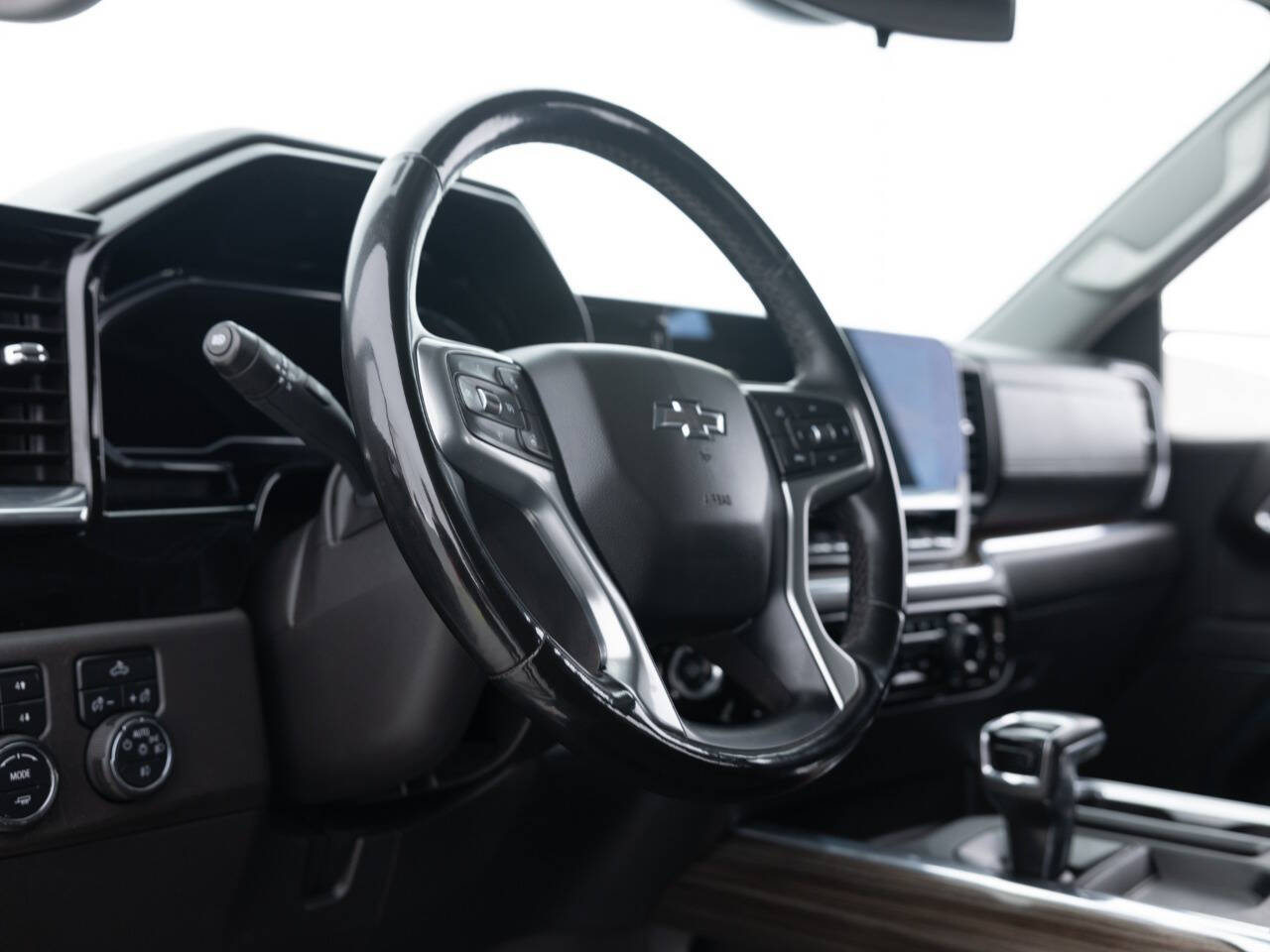 Used Car 2023 Chevrolet Silverado 1500  Lt Trail Boss 4x4 4dr Crew Cab 5.8 Ft. Sb For Sale Under $40,000 In Coal City, Illinois