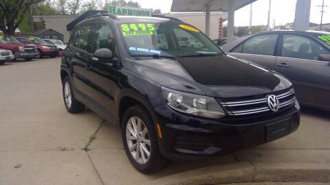 2018 Volkswagen Tiguan Limited for sale at Harrison Family Motors in Topeka KS