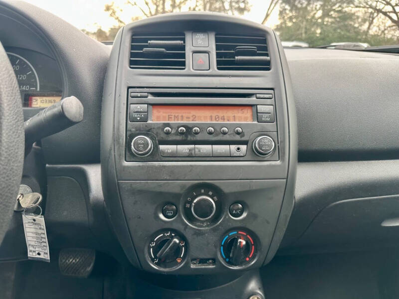 2017 Nissan Versa 1.6 S Plus