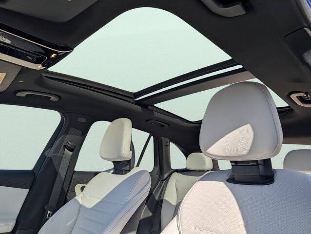 2023 Mercedes-Benz GLC GLC 300