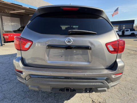 2019 Nissan Pathfinder SL