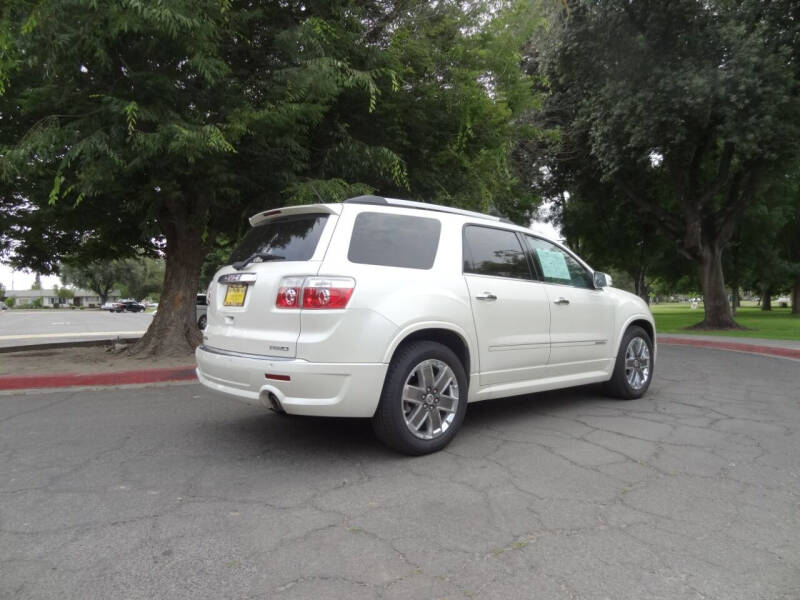 2011 GMC Acadia Denali