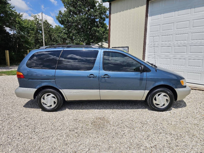 2000 Toyota Sienna XLE
