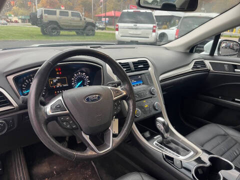 2015 Ford Fusion SE