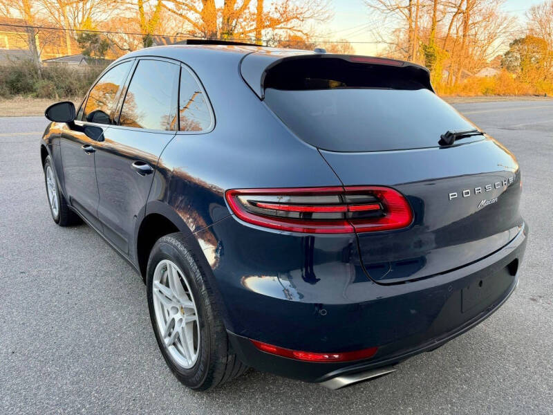 2017 Porsche Macan