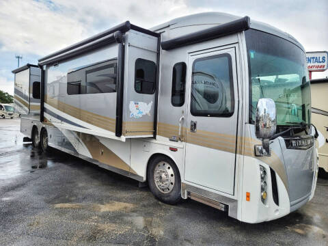 2017 Winnebago Tour 42QD