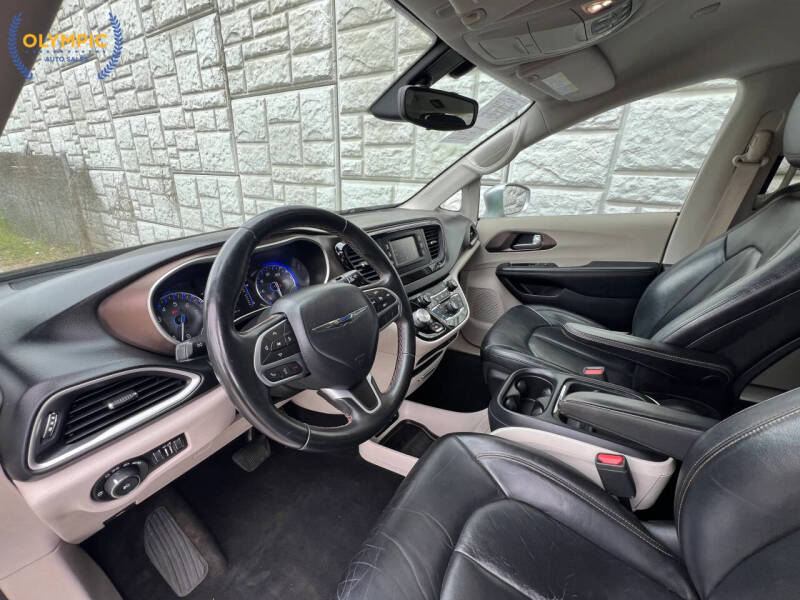 2017 Chrysler Pacifica