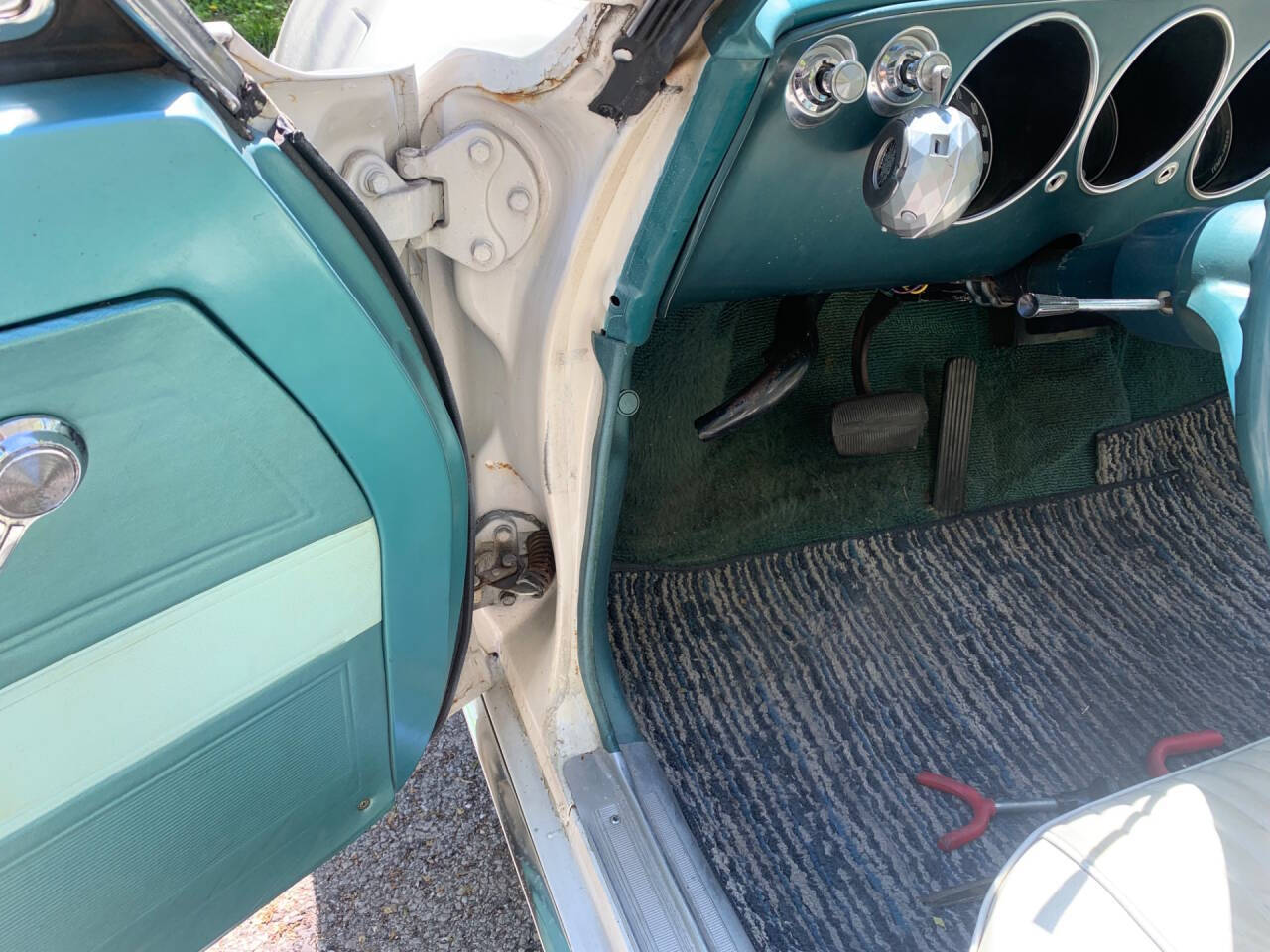 1965 Chevrolet Corvair 500 11
