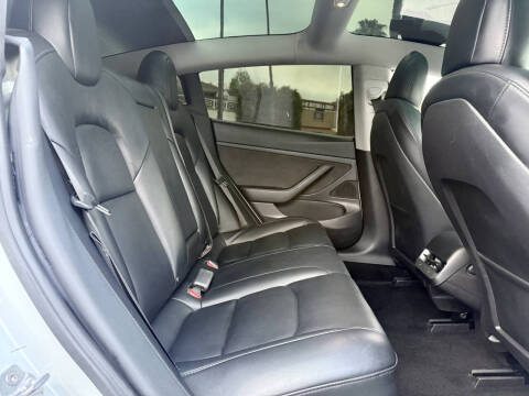 2020 Tesla Model 3 Standard Range Plus