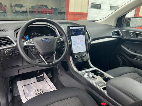 2022 Ford Edge SEL