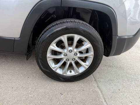 2019 Jeep Cherokee Latitude