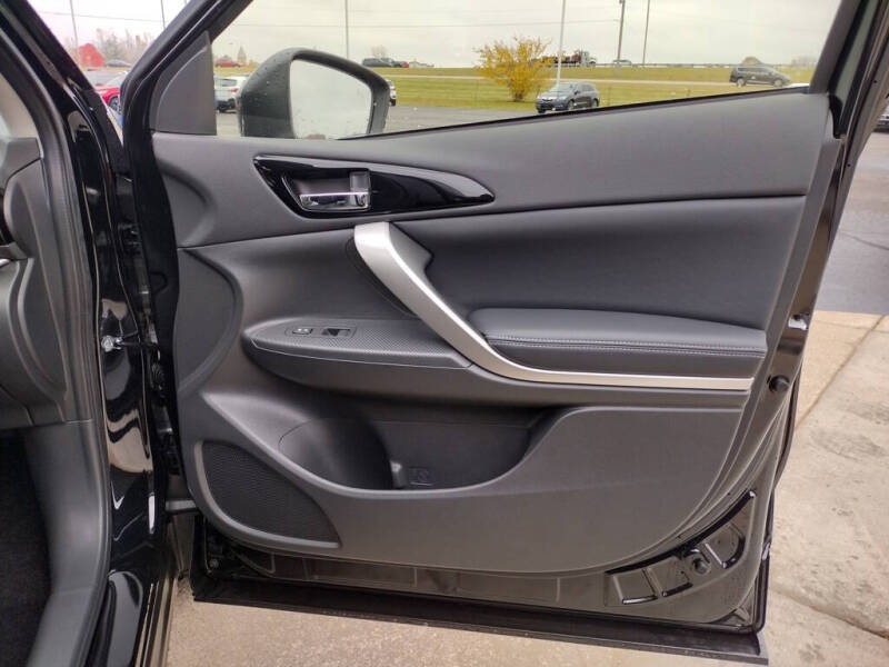 2026 Mitsubishi Eclipse Cross SE