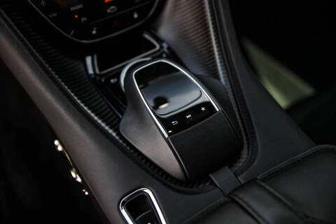 2019 Aston Martin DBS Superleggera