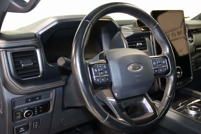 2023 Ford Expedition MAX Platinum