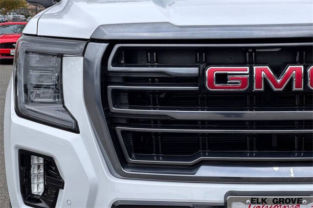2023 GMC Yukon XL AT4