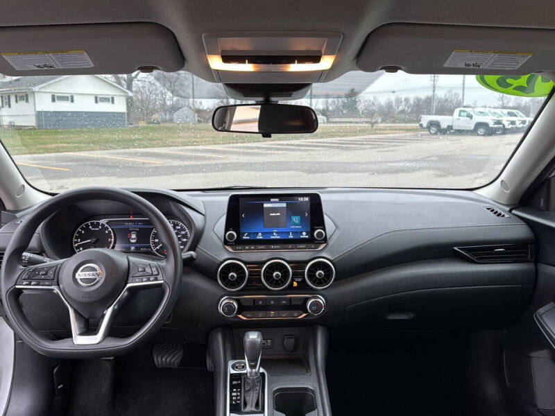 2023 Nissan Sentra SV